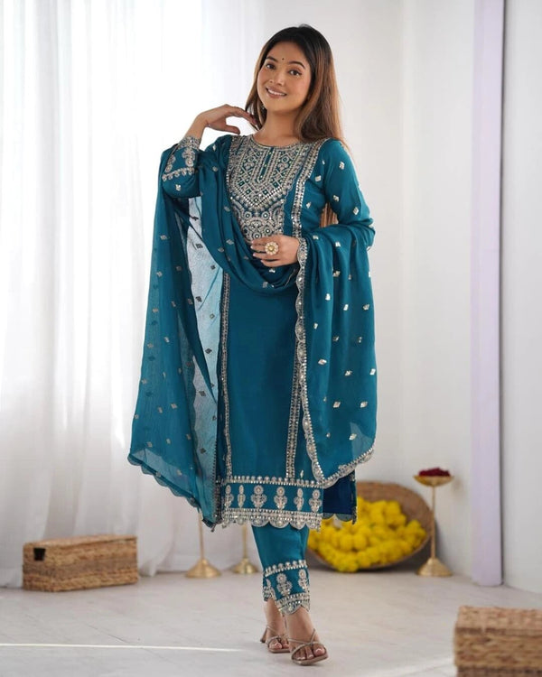 The Art of Tailored Perfectio Suit Set