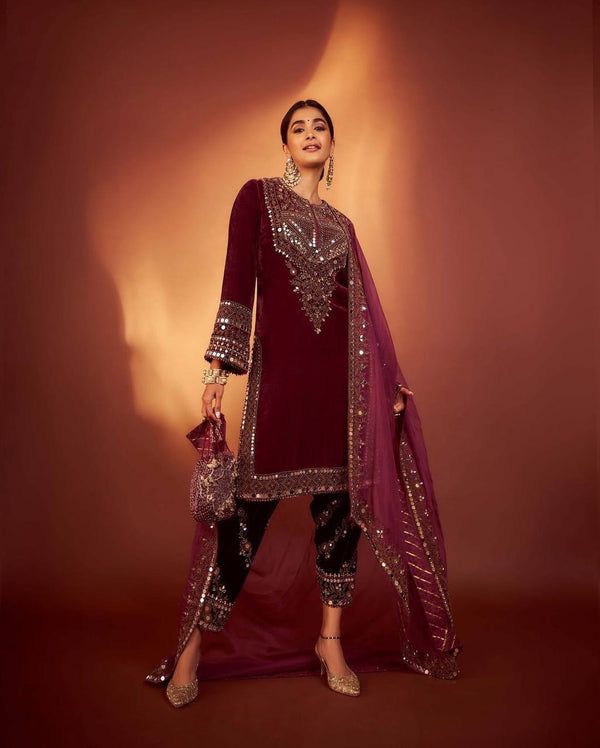Muskan New Velvet Kurti pant Set