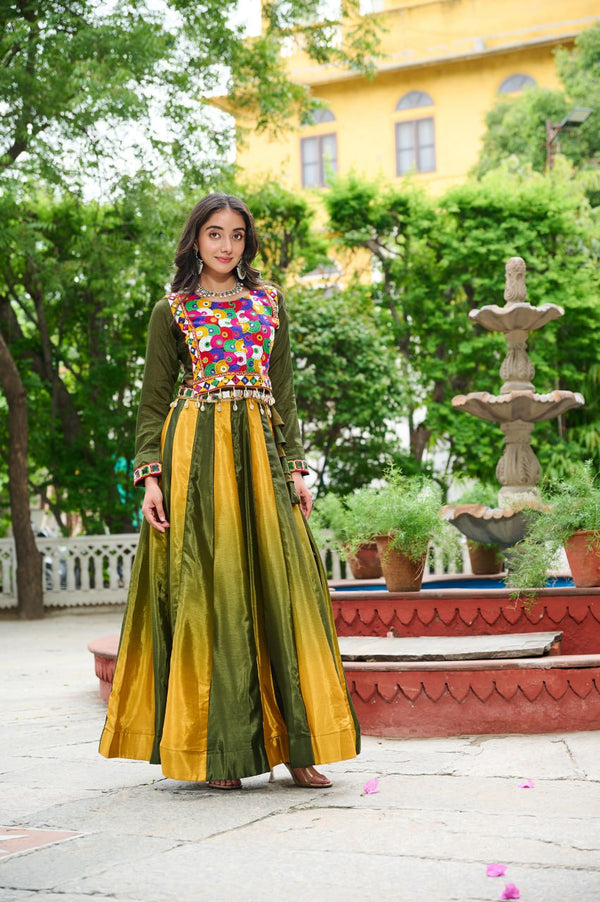 Ridhima  Mirror Magic Navratri Lehenga Set