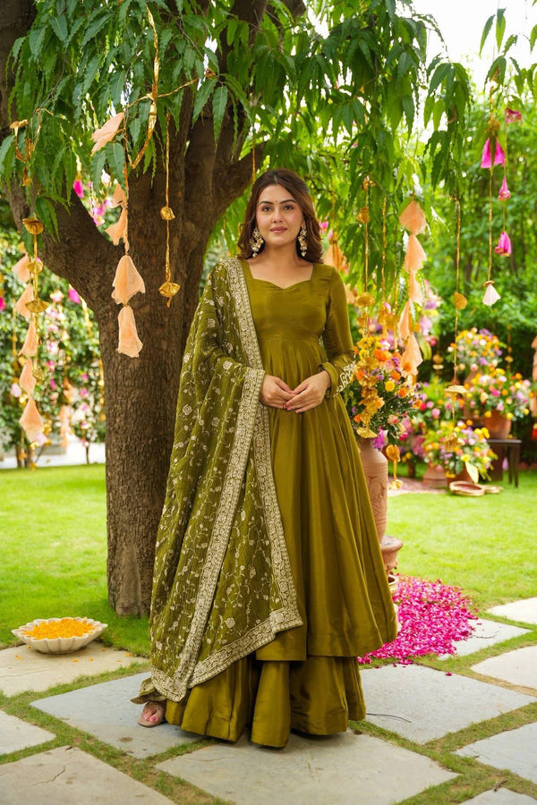 Gleam Green Suit Set