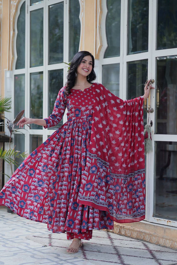 Mahira Grace In Vibrant Pure Cotton Suit