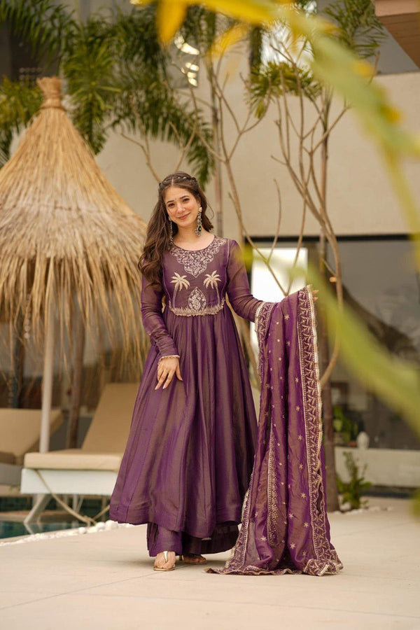 Aaradhya’s Royal Orchid Glow Purple Embroidered Anarkali Suit